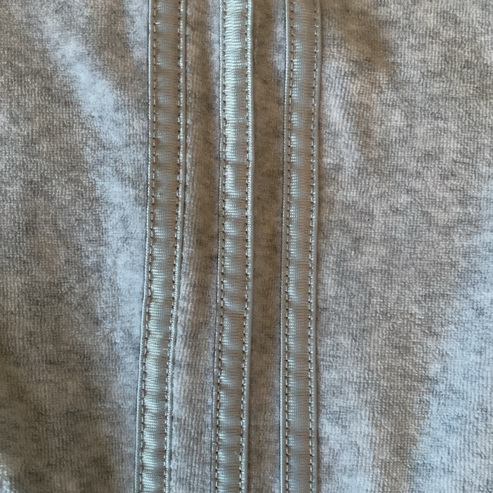 ✨🐬grey adidas joggers⚡️🥥 - Picture 4 of 4